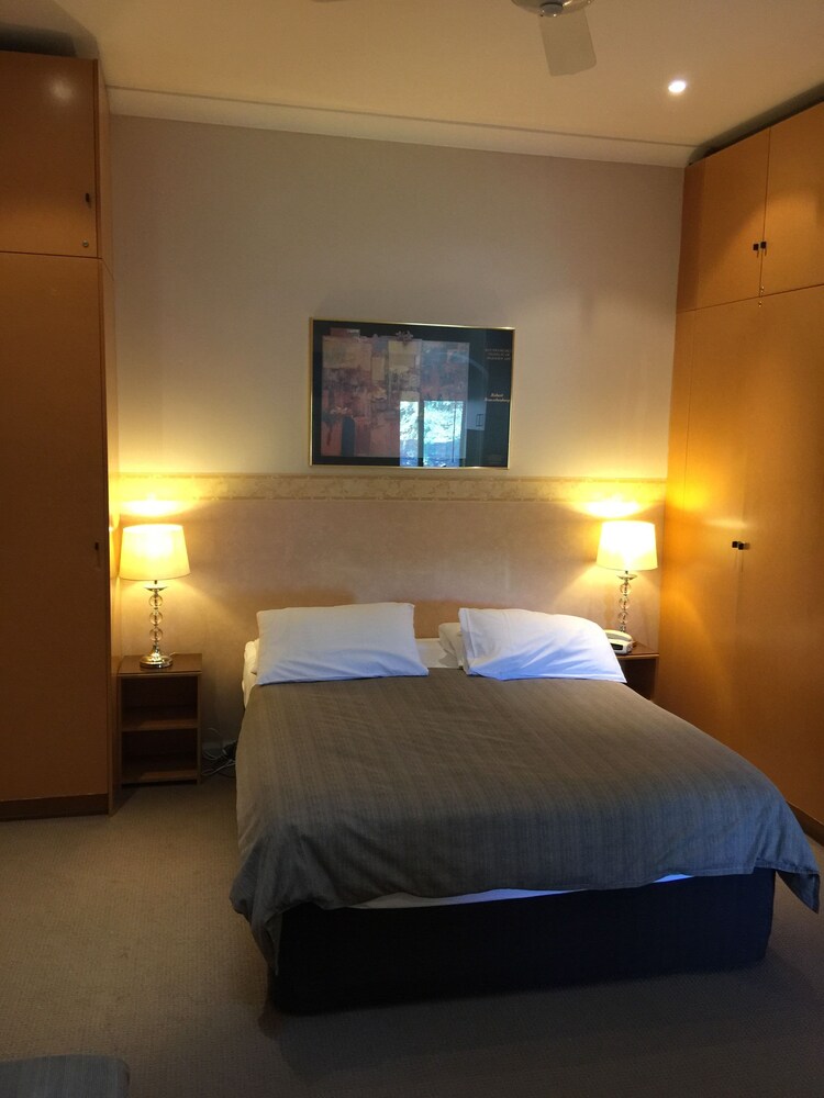 Hotel 59
