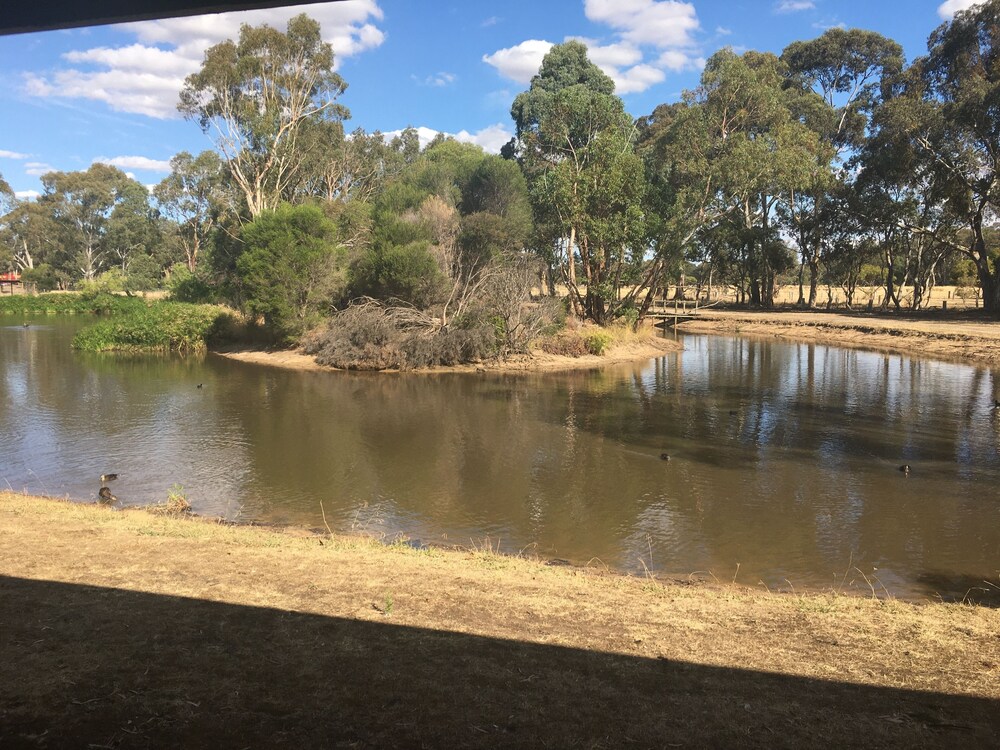 Lake view, Magdala Motor Lodge & Lakeside Restaurant