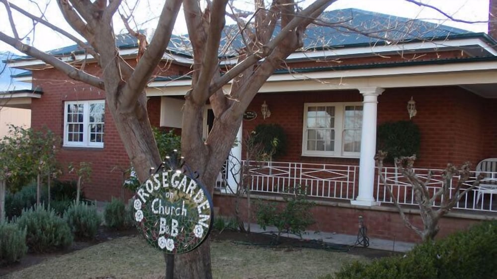Rose Garden on Church BnB