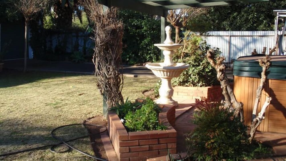 Rose Garden on Church BnB