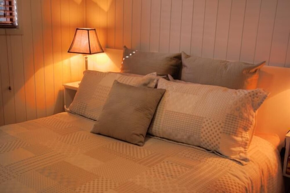 Killarney View Cabins and Caravan Park