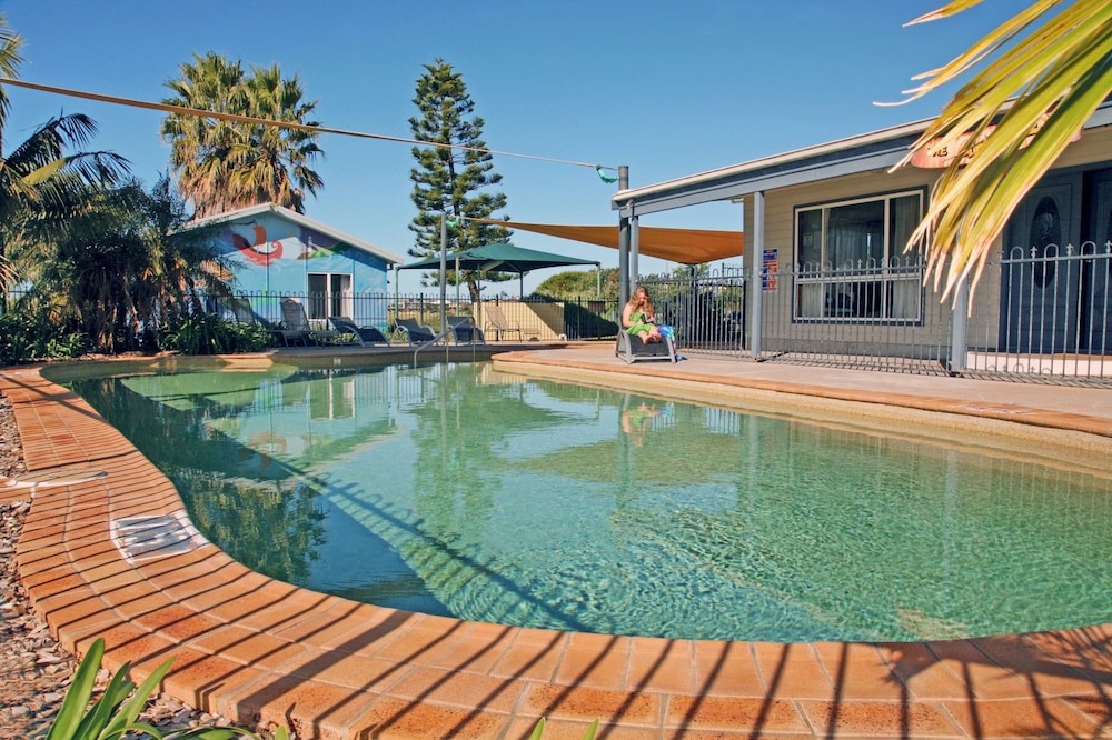 Surf Beach Holiday Park