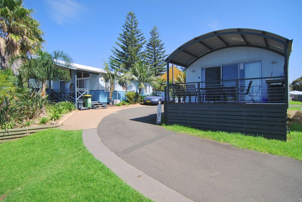 Surf Beach Holiday Park