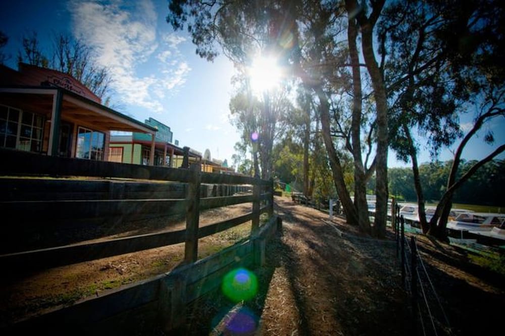 View from property, Tasman Holiday Parks - Merool on the Murray