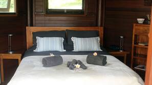 Individually decorated, individually furnished, linens