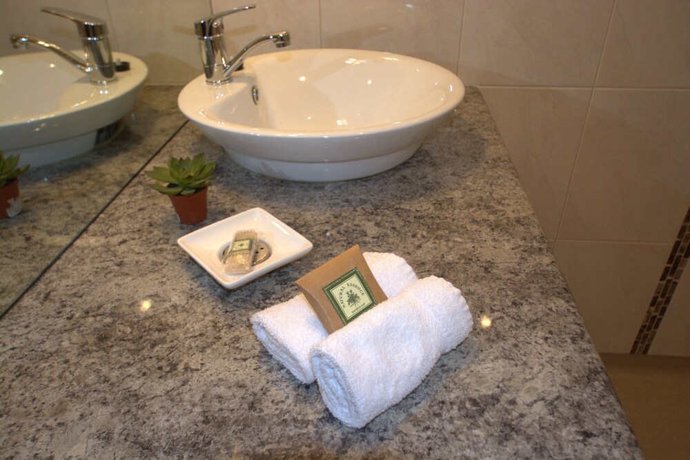 Bathroom amenities, Milawa Muscat Retreat B&B