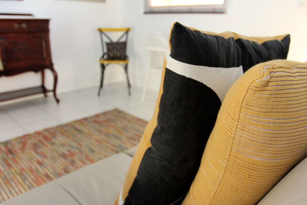 CocknBull Boutique Hotel
