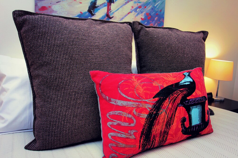CocknBull Boutique Hotel