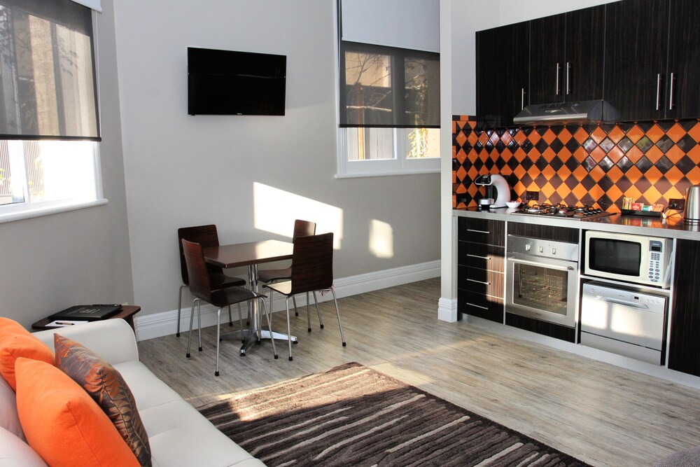 CocknBull Boutique Hotel