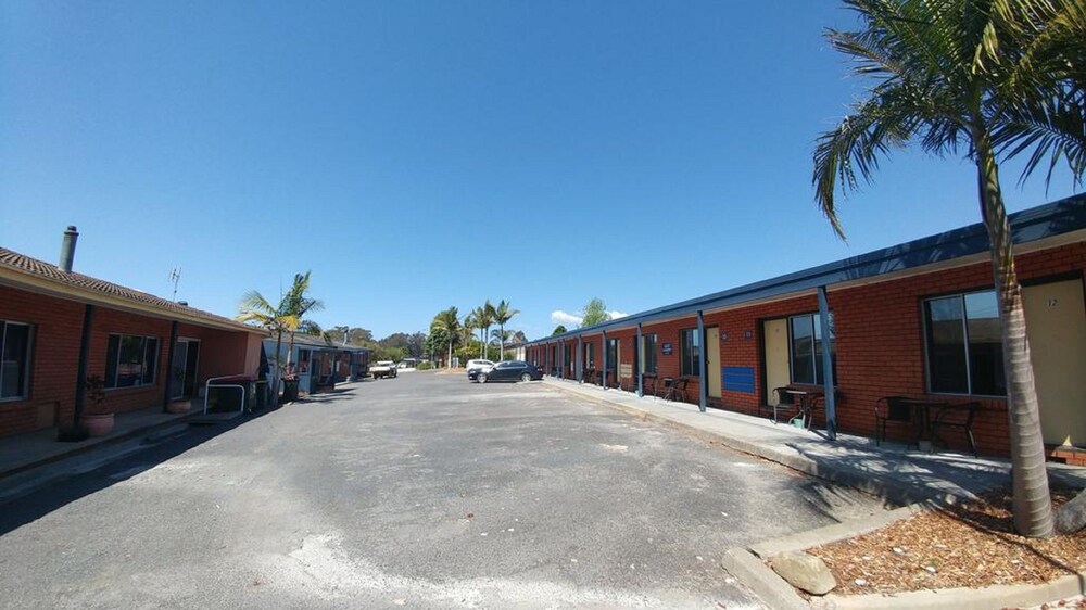 Eden Motel