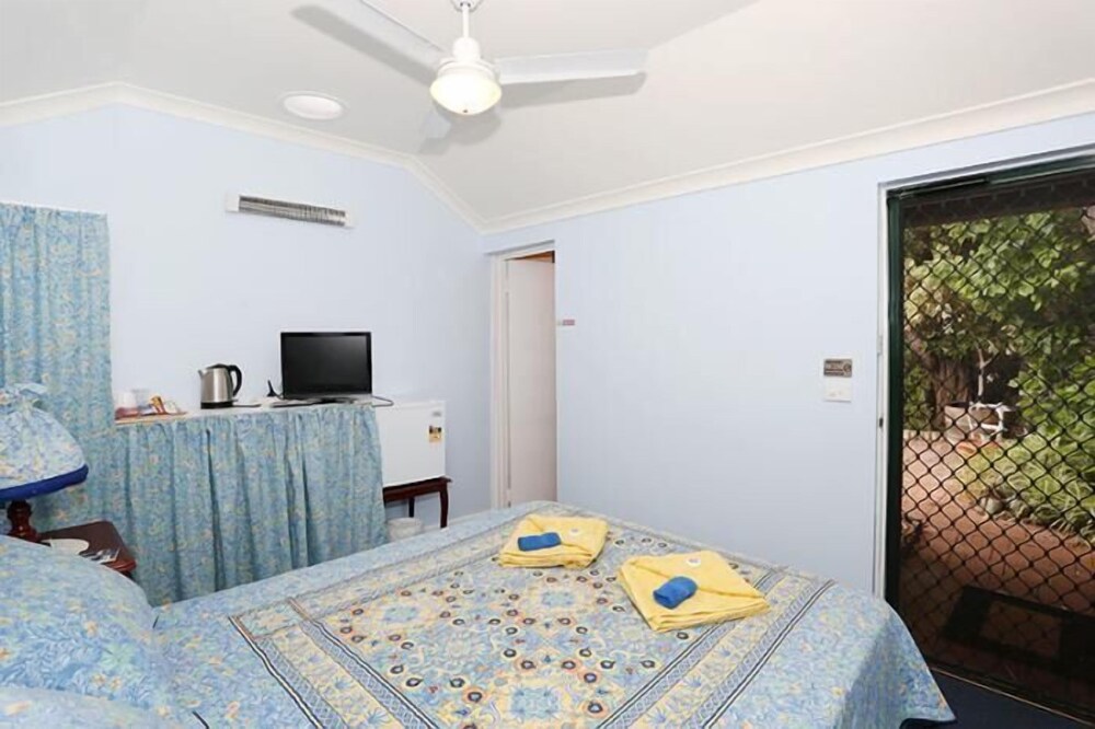 Jacaranda Guest House