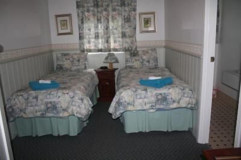 Jacaranda Guest House