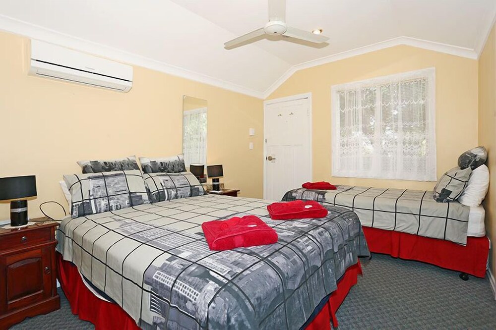 Jacaranda Guest House