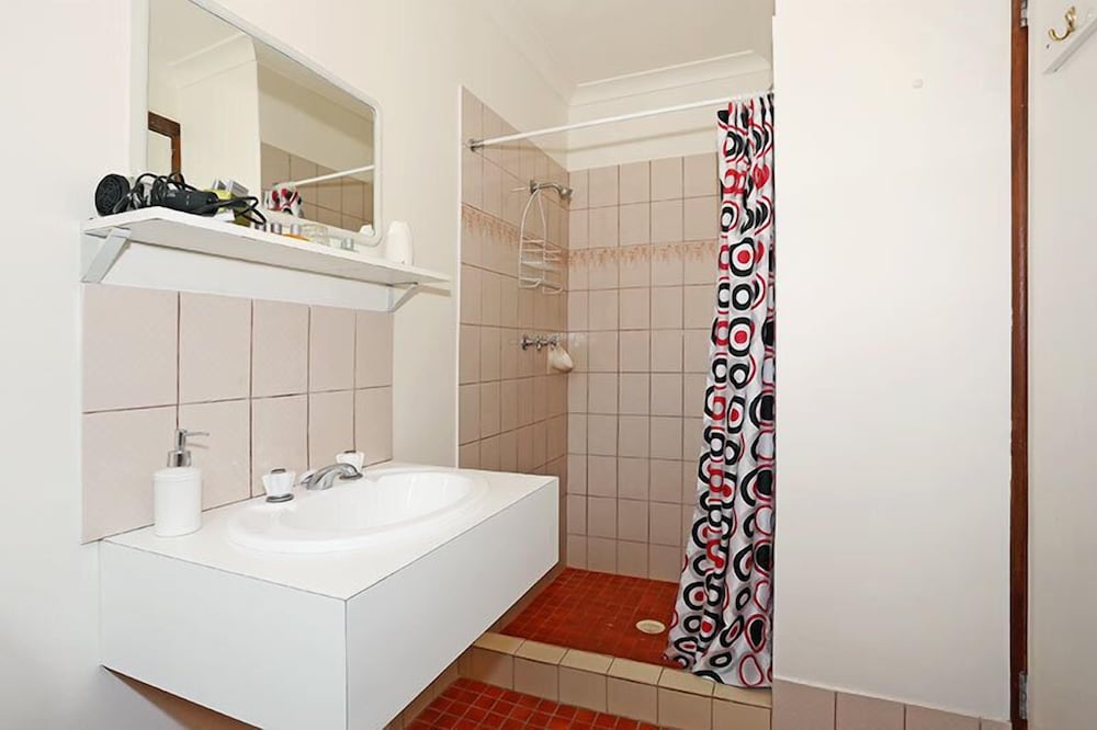 Jacaranda Guest House