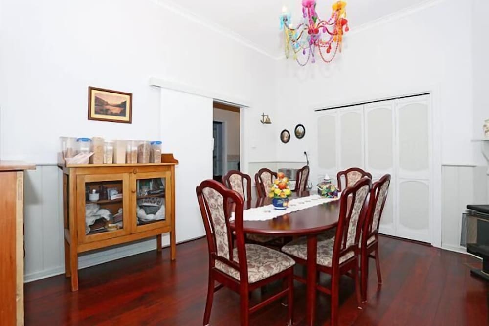 Jacaranda Guest House