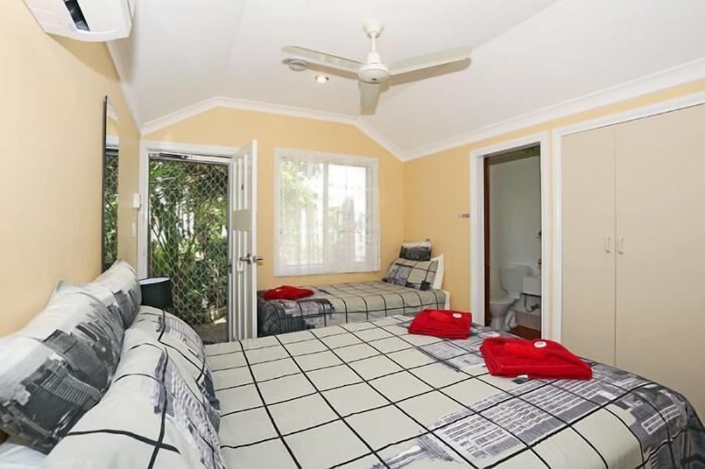 Jacaranda Guest House
