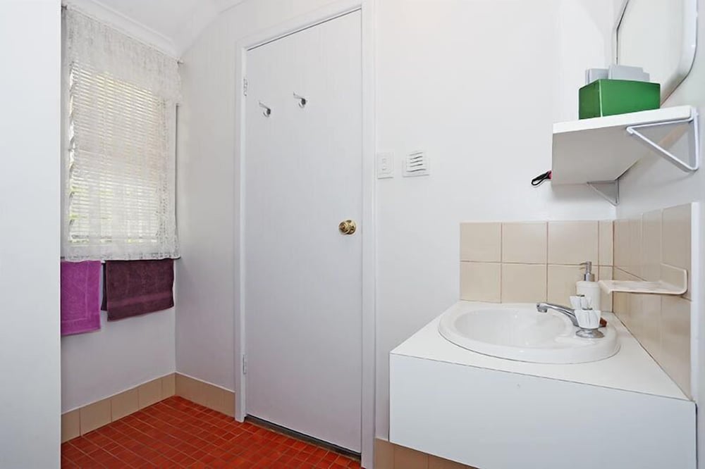 Jacaranda Guest House