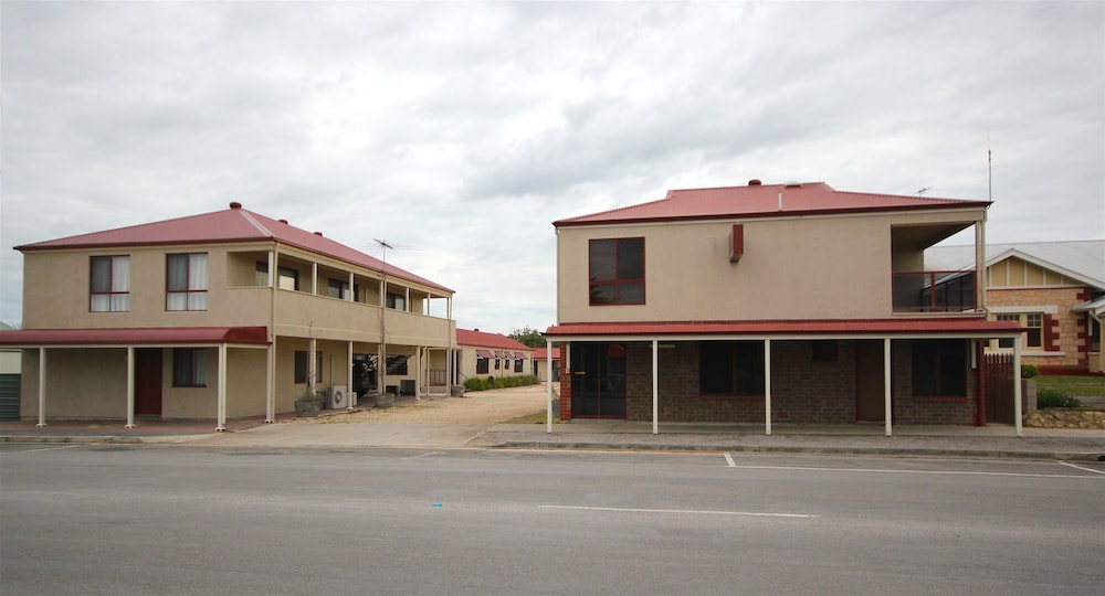 Port Vincent Motel & Apartments