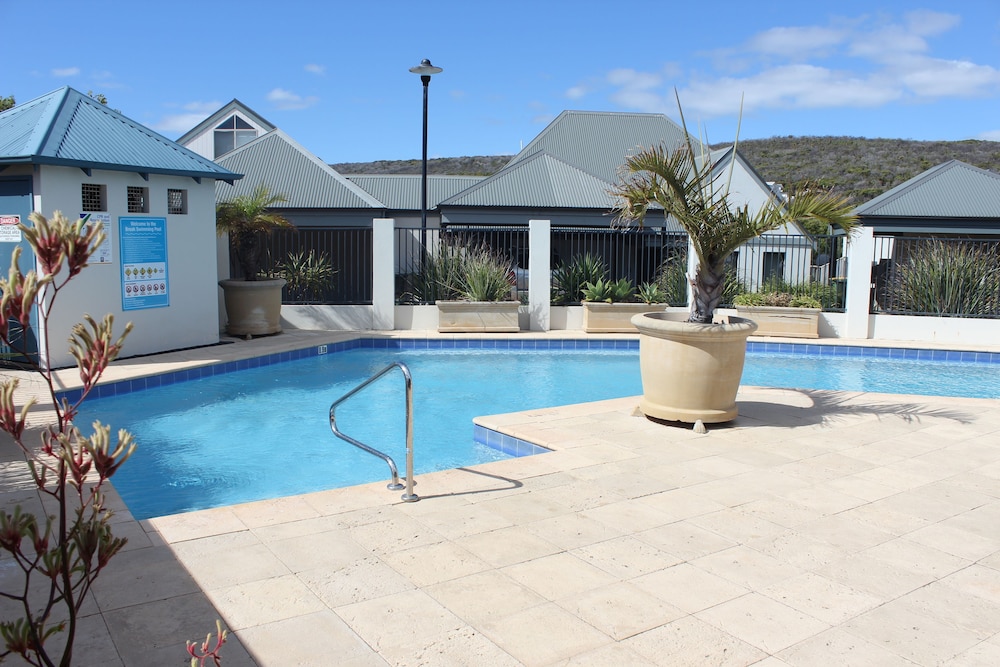 The Break, Margaret River Beach Houses