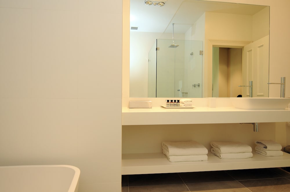 5 Rooms At The Stirling Hotel