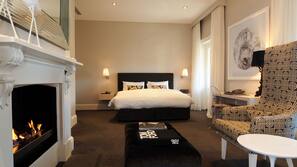 Minibar, in-room safe, iron/ironing board, free WiFi