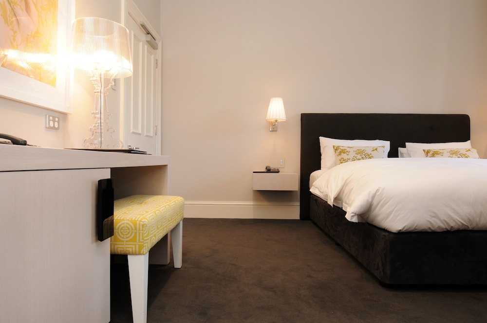 5 Rooms At The Stirling Hotel