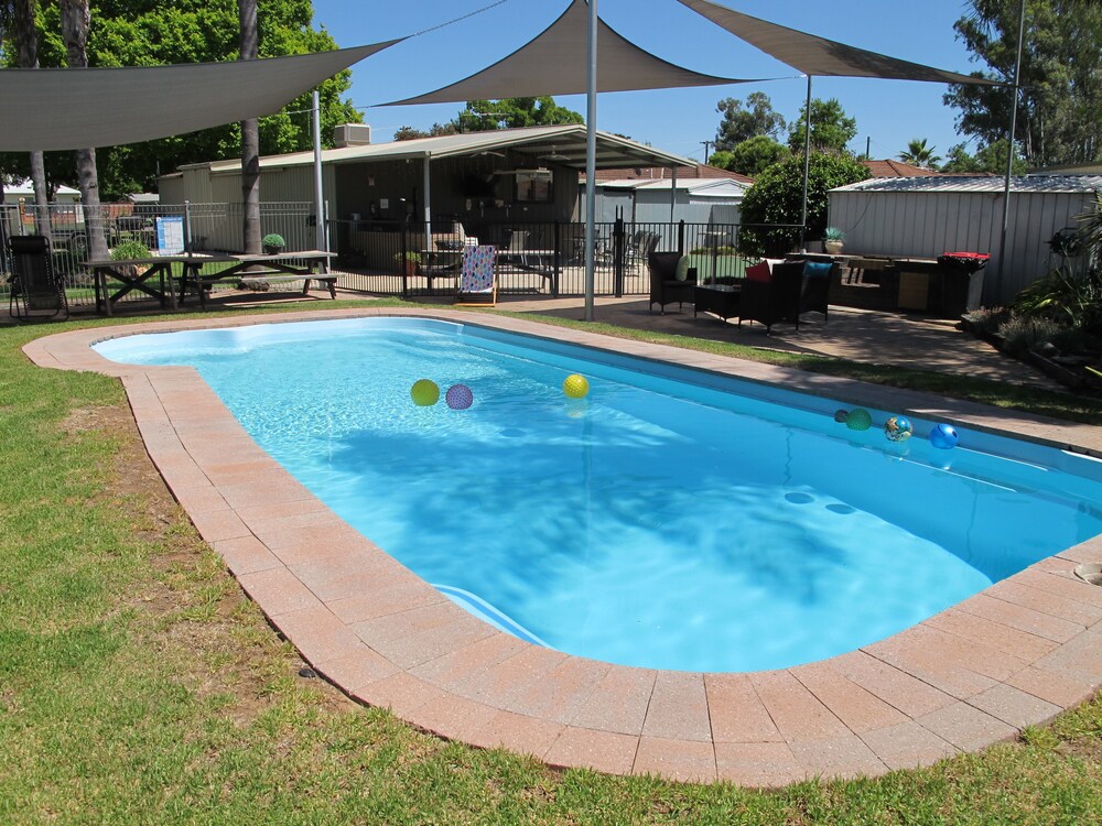 Golfers Lodge Motel