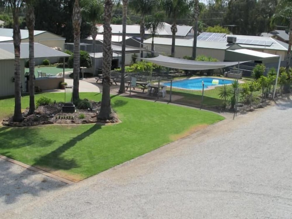 Golfers Lodge Motel