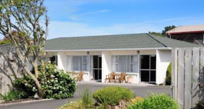 Avon Motel