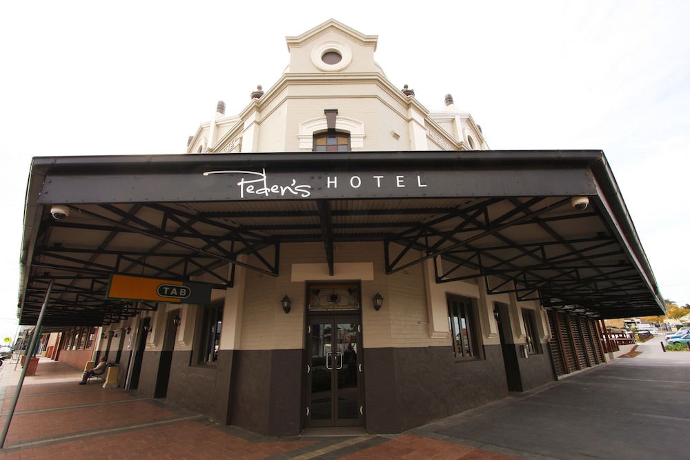 Peden's Hotel