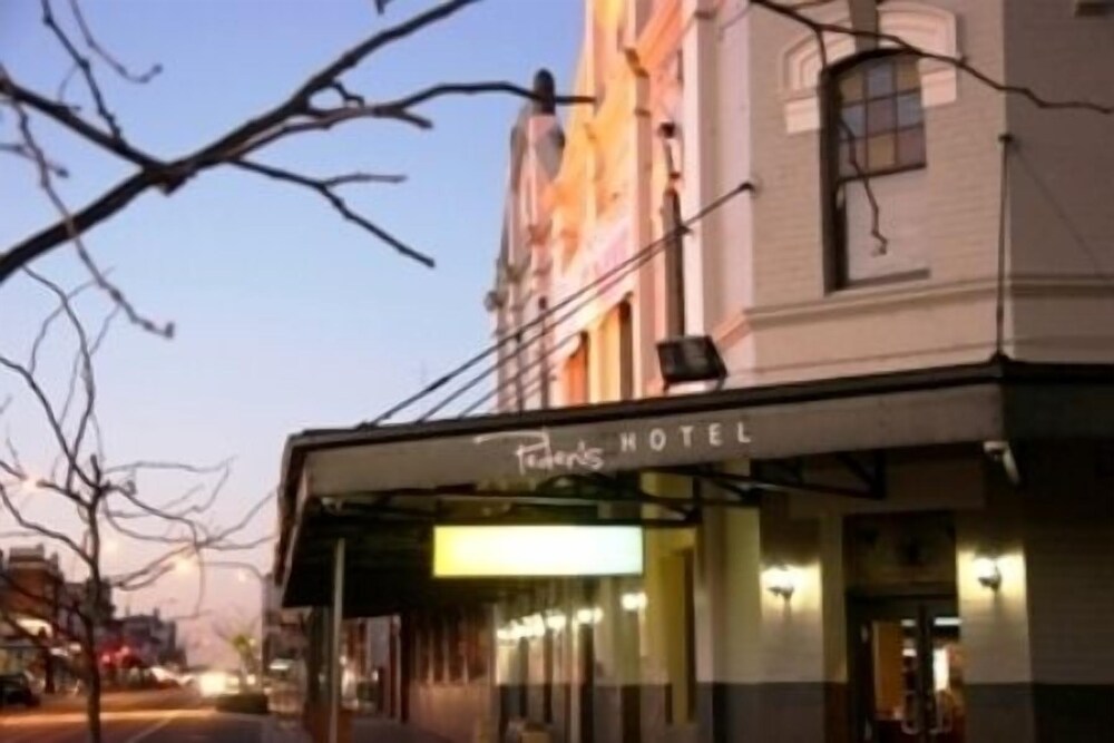 Peden's Hotel