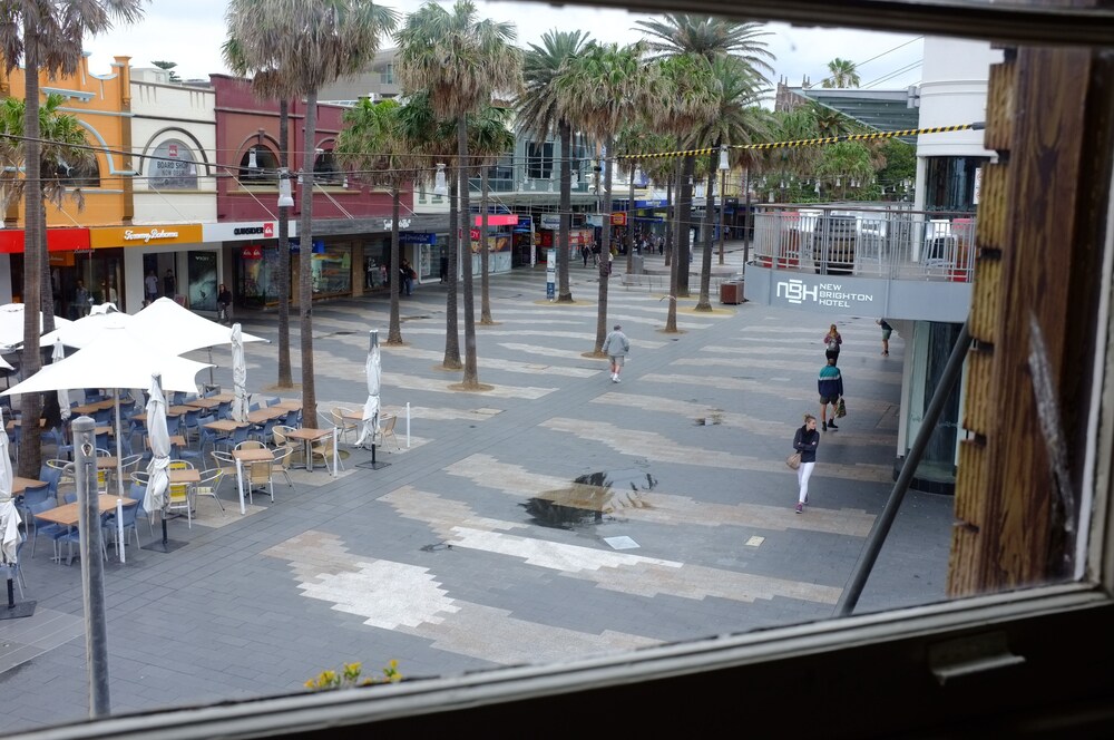 Stay at Hotel Steyne