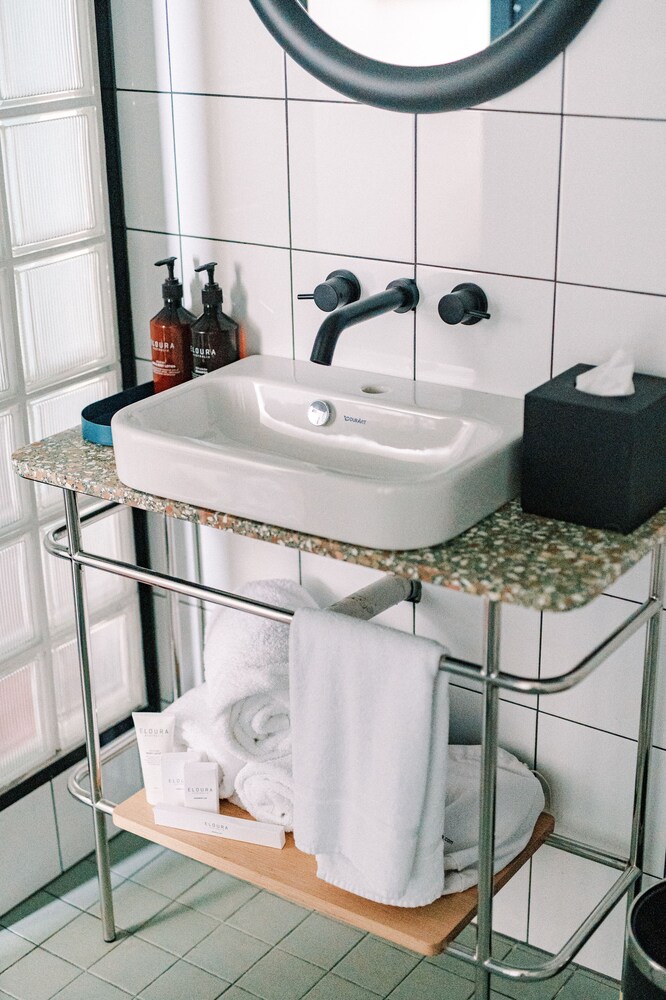 Stay at Hotel Steyne