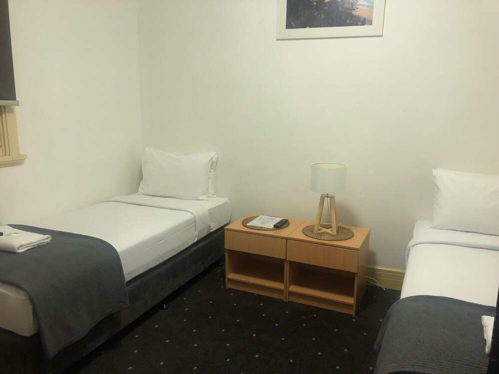 Stay at Hotel Steyne