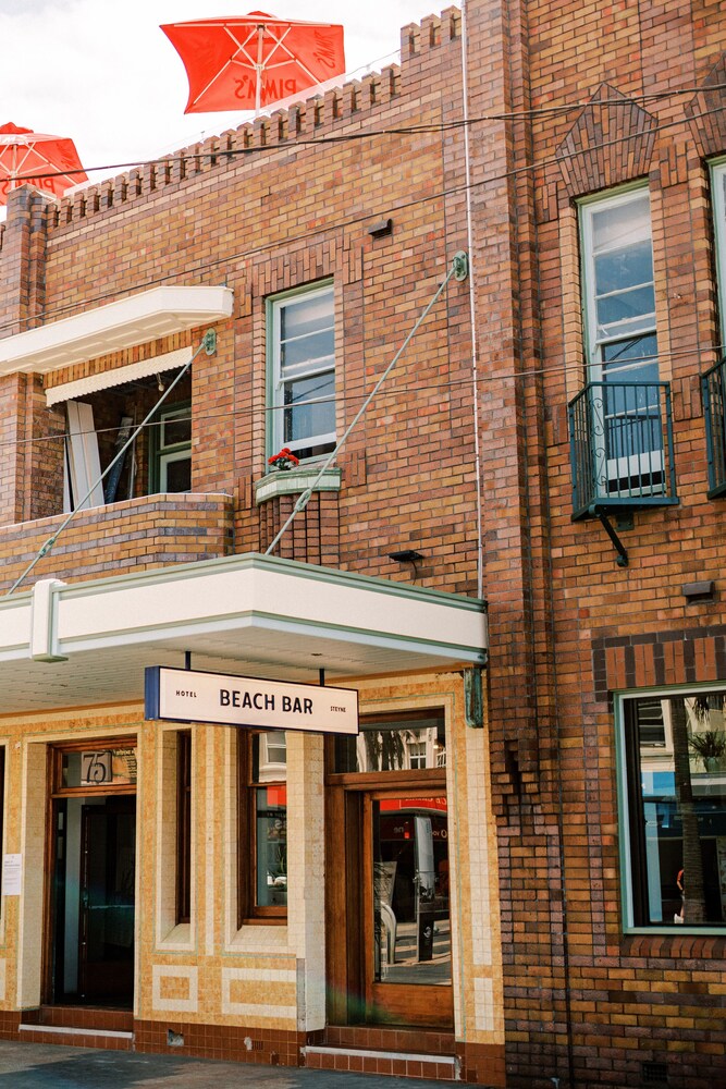 Stay at Hotel Steyne