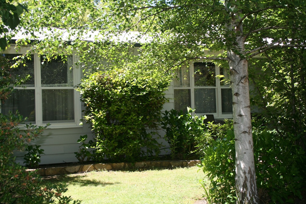 Elm Lodge