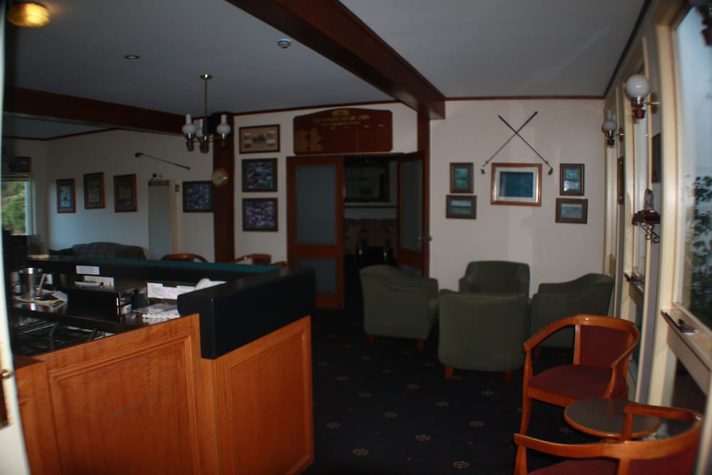 The Dormie House - On The Golf Course