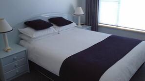 1 bedroom, premium bedding, down comforters, pillowtop beds