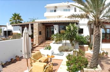Hostal Illes Pitiüses in San Ferrán de Ses Roques, Spain