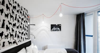 V-Hotel