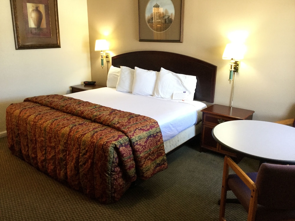 Knights Inn In Pendleton Hotel Rates Reviews On Orbitz Featured Image