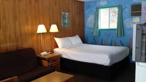 1 bedroom, soundproofing, rollaway beds, free WiFi