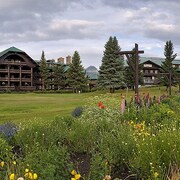 3 Star Hotels In Browning Mt Three Star Hotel Deals