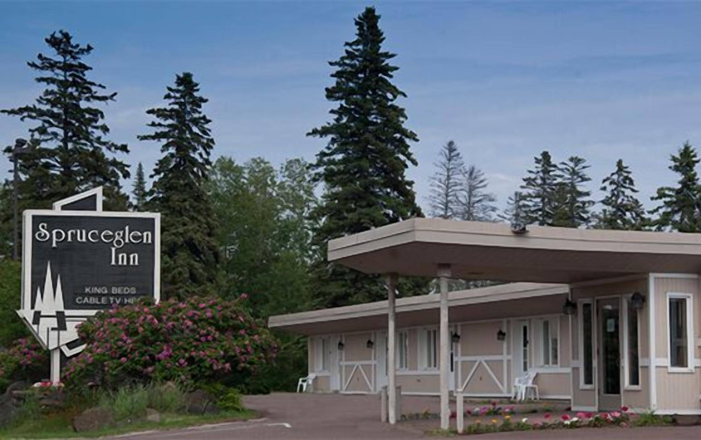 Spruceglen Inn in Grand Marais, United States