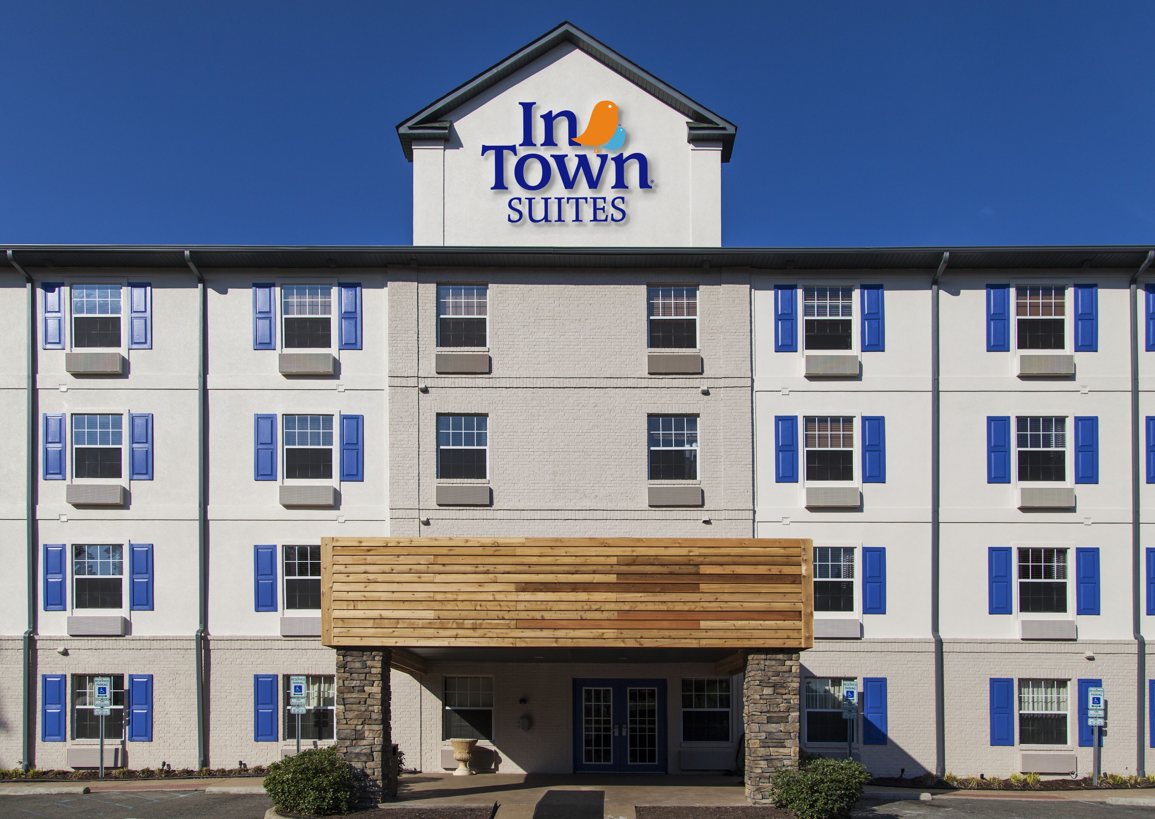 Intown Suites Newport News City Center In Newport News Va Expedia