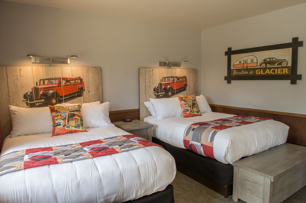 Rising Sun Motor Inn And Cabins Inside The Park In East Glacier