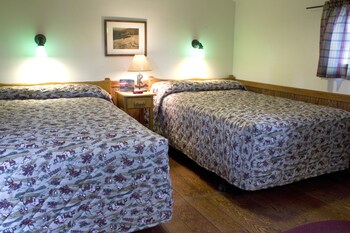 Roosevelt Lodge Cabins Inside The Park Yellowstone National