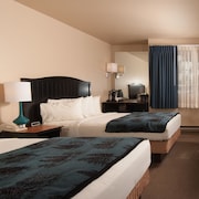 46 Hotels Near Old Faithful In Yellowstone National Park Wyoming Orbitz
