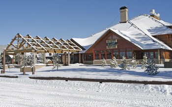 Old Faithful Snow Lodge Cabins Inside The Park Yellowstone