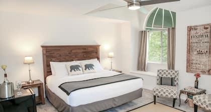 The Eden House Vineyard Bed & Breakfast